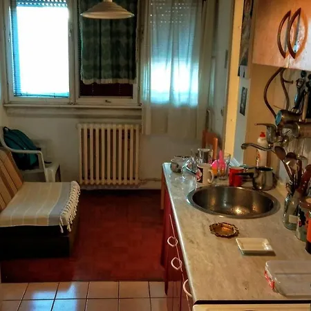 Men Who Knit Apartment Belgrad