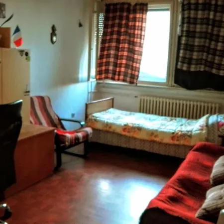 Apartamento Men Who Knit